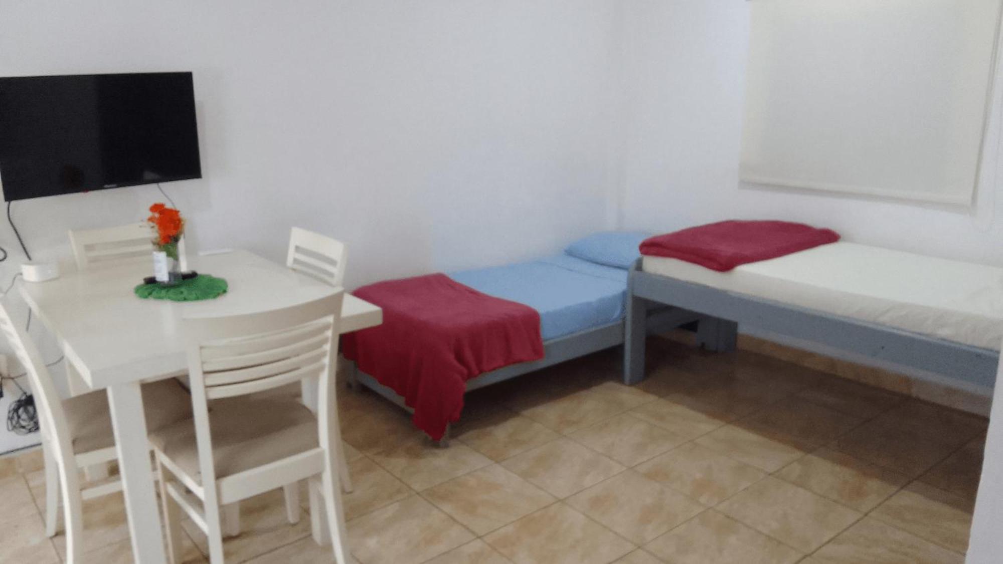 Apartamento Sencillo Alojamiento Entrando A La Ciudad Posadas Exterior foto